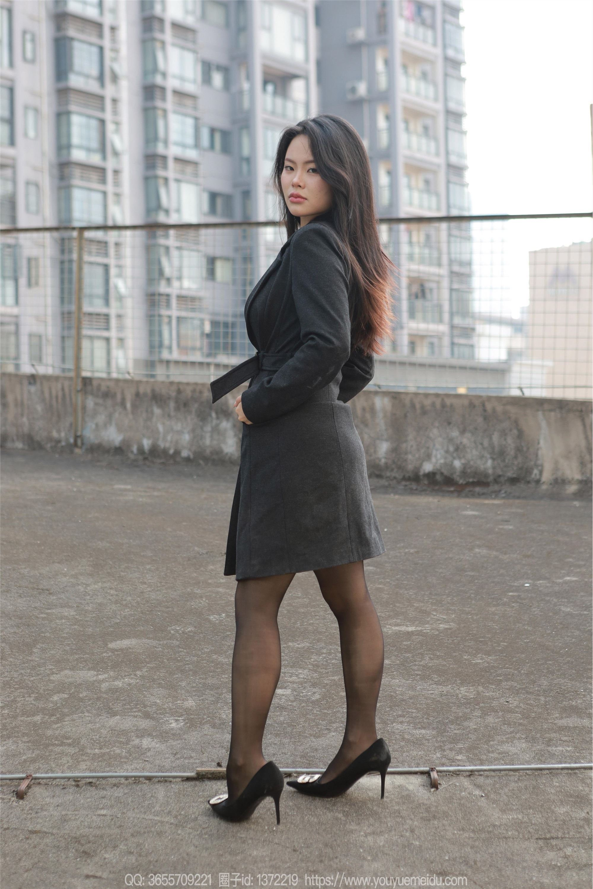 IESS异思趣向  2025.01.02 丝享家 1940 兔兔《黑丝女人》